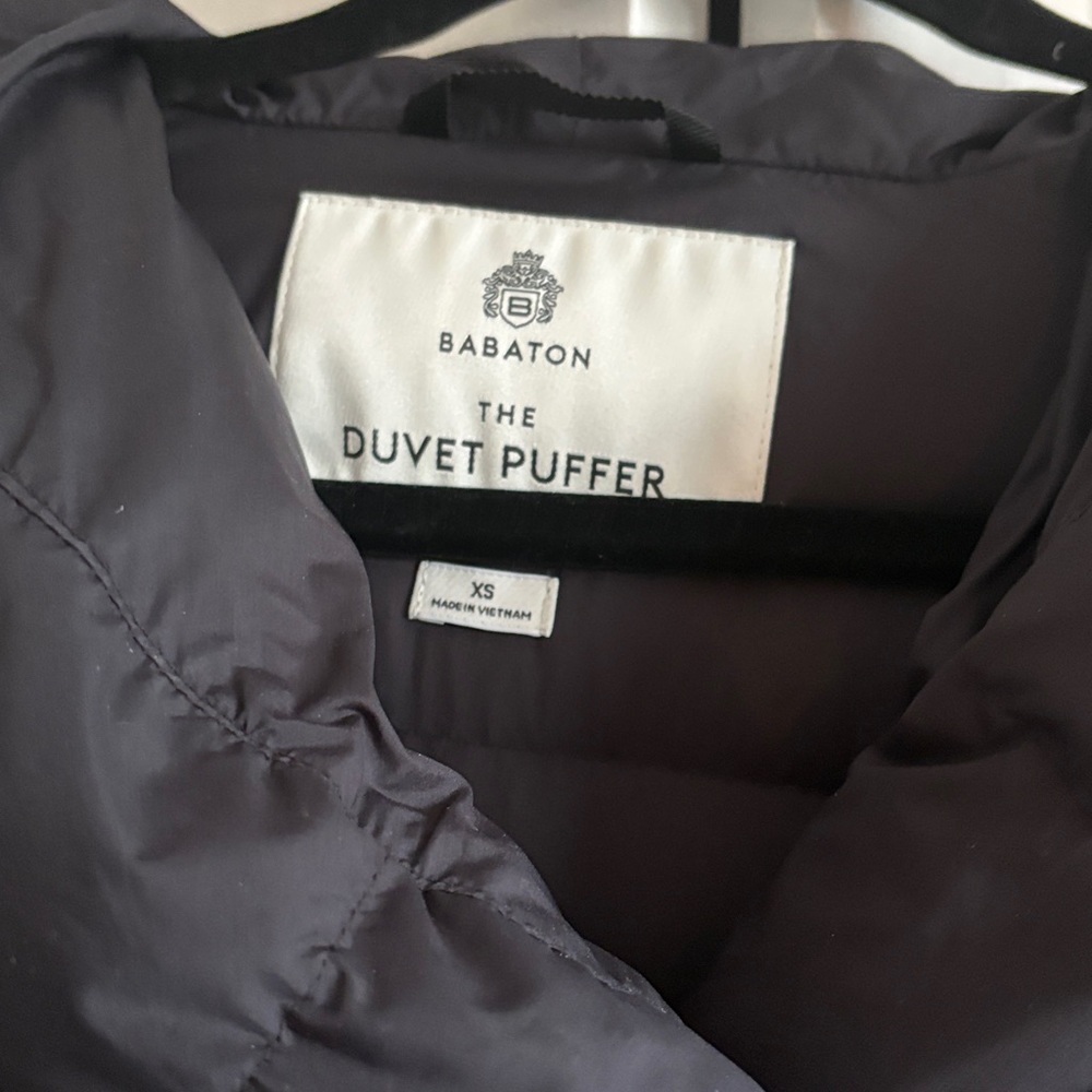 Babaton Duvet puffer coat by Aritzia - Picture 2 of 6